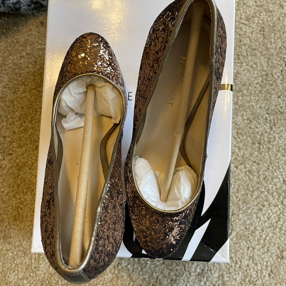 SOLDPlatform heels